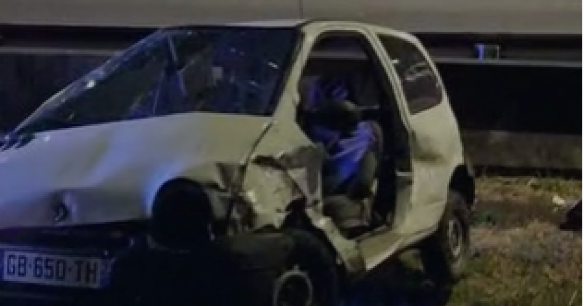     





Les policiers cherchent les témoins d'un accident mortel




