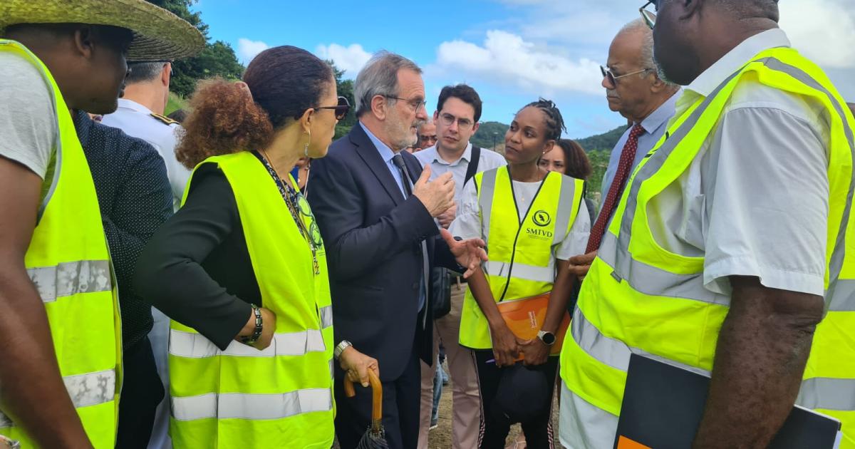 Jean-François Carenco en visite au SMTVD
