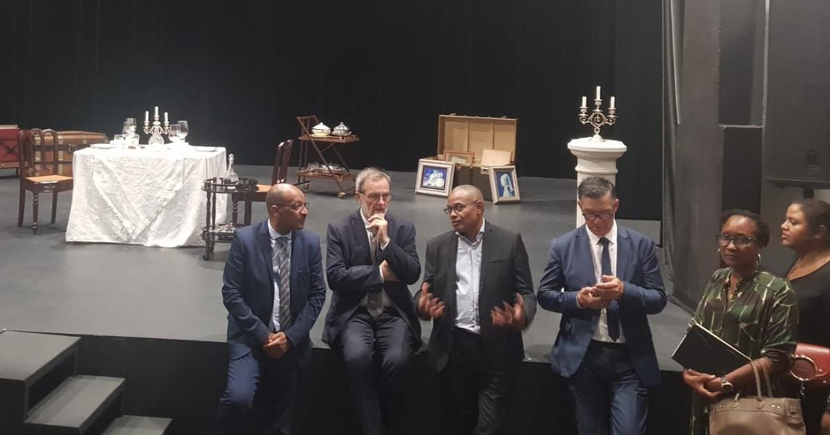 Jean-François Carenco a terminé sa visite sur les traces d’Aimé Césaire