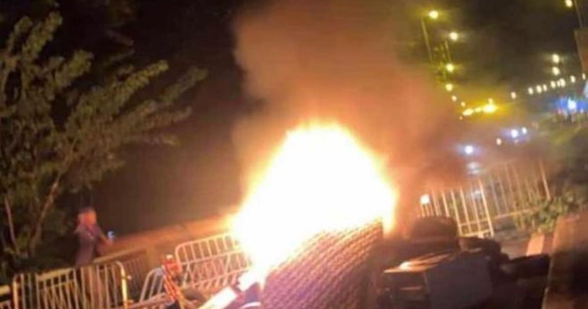    





Plusieurs barrages en feu ce matin sur les routes de Guadeloupe




