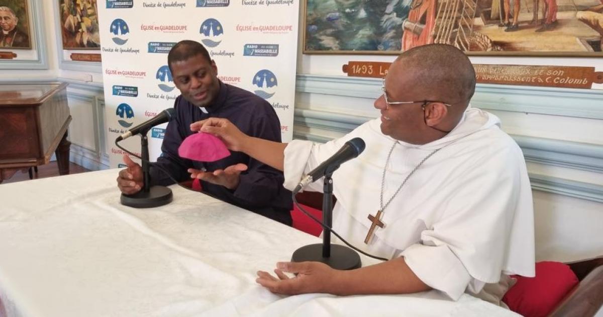     





[AUDIO] Philippe Guiougou, le nouvel évêque de Guadeloupe s'est exprimé sur RCI




