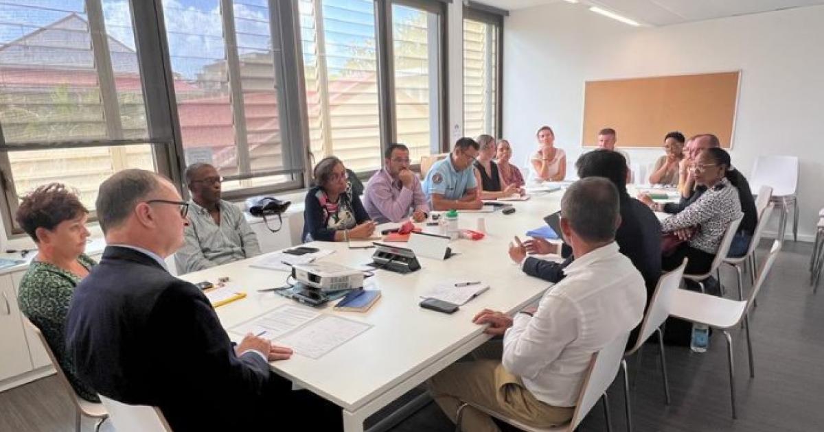 Un Groupe Local de Traitement de la Délinquance et de la Prostitution
