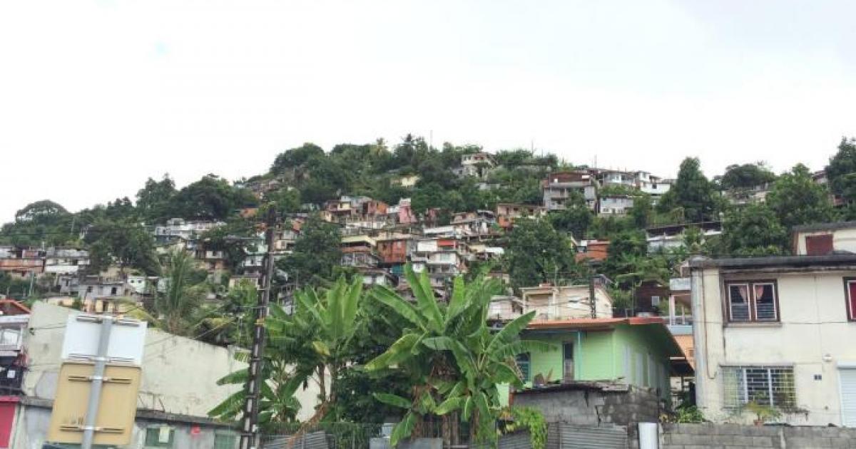Construire en pente, un défi majeur en Martinique