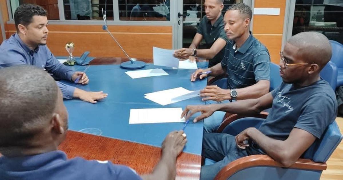 Cyclisme : les coureurs et le comité régional ont signé un accord