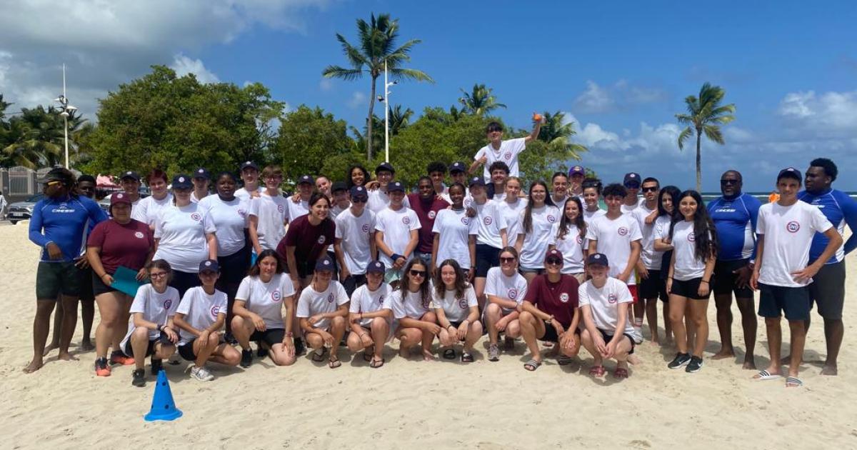 Service national universel : 81 jeunes stagiaires de l’Hexagone découvrent le sauvetage aquatique et sportif