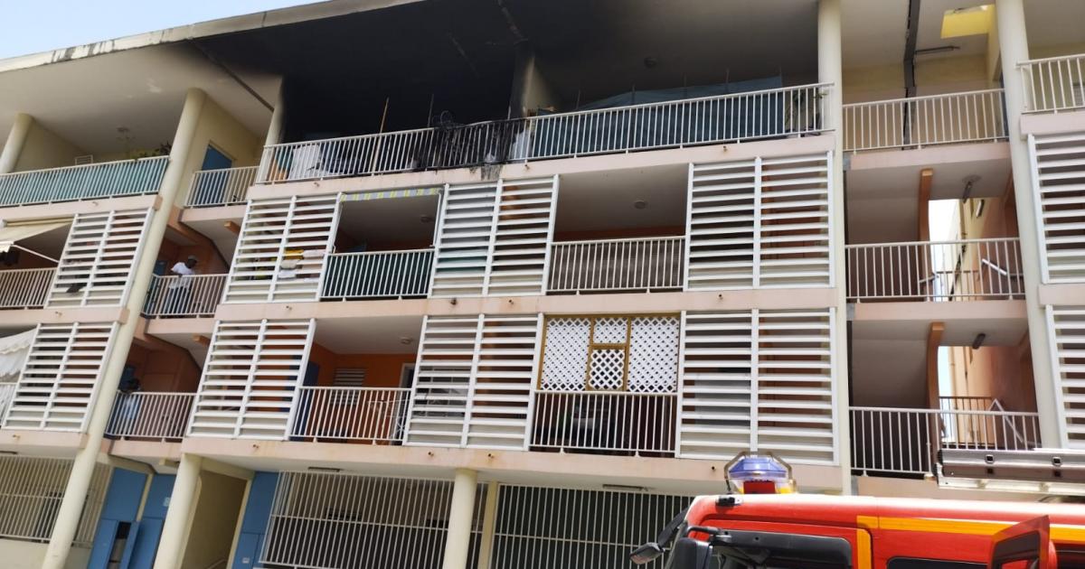     





Un homme brûlé et un enfant intoxiqué dans un incendie aux Abymes




