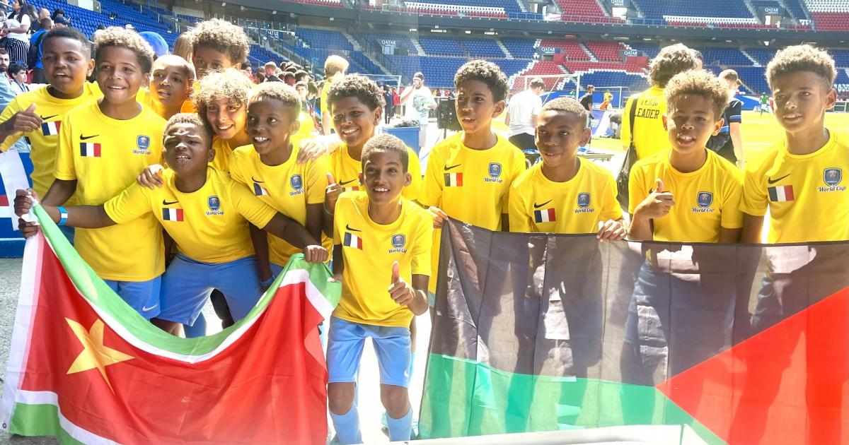 Football : des jeunes Antillais au Parc des Princes pour la PSG Academy World Cup