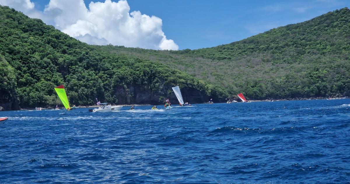     





[⭕️DIRECT⛵️] Tour de Martinique des Yoles Rondes : Suivez la 1ère étape en direct




