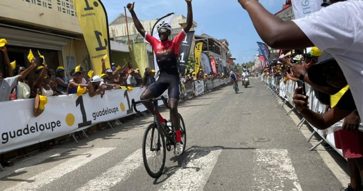     





5ème étape du Tour de Marie-Galante : victoire de Kévin Lanarre du Guidon Sprinter Canalien




