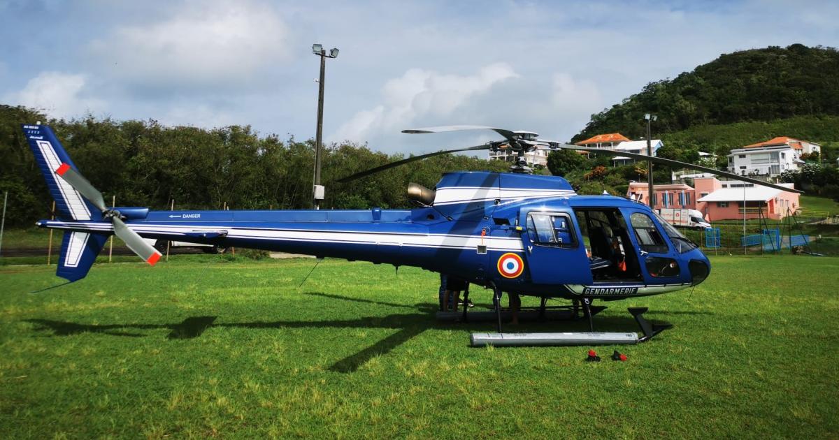 Immersion à bord du Griffon 972, l’hélicoptère de la gendarmerie