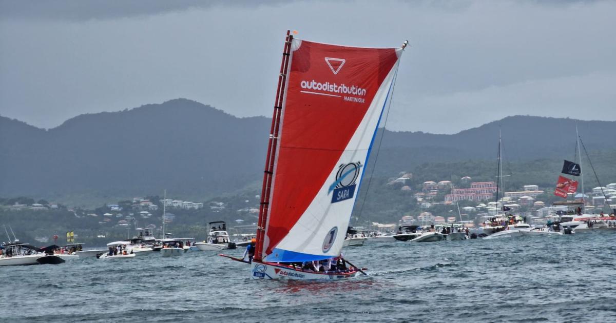 Sara Energies Nouvelle - Autodistribution remporte le prologue de la 37e édition du Tour des yoles rondes