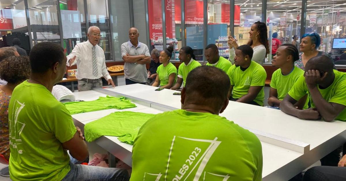 Tour des yoles : la yole Mr Bricolage « Las Palmas », l’insertion par le sport