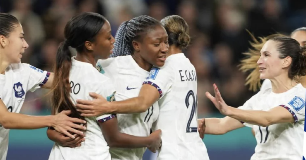 Coupe du Monde féminine : les Bleues qualifiées pour les huitièmes de finale