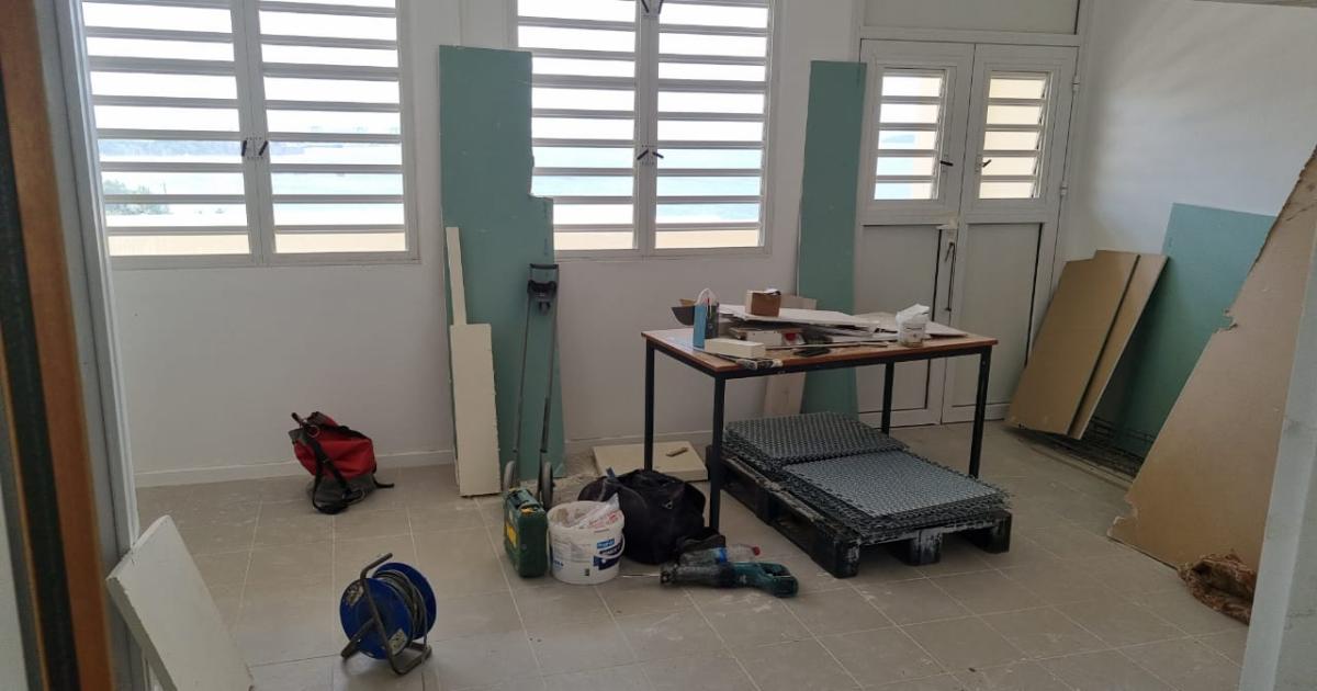 Absence de travaux dans les collèges et lycées pendant les vacances : la CTM réagit
