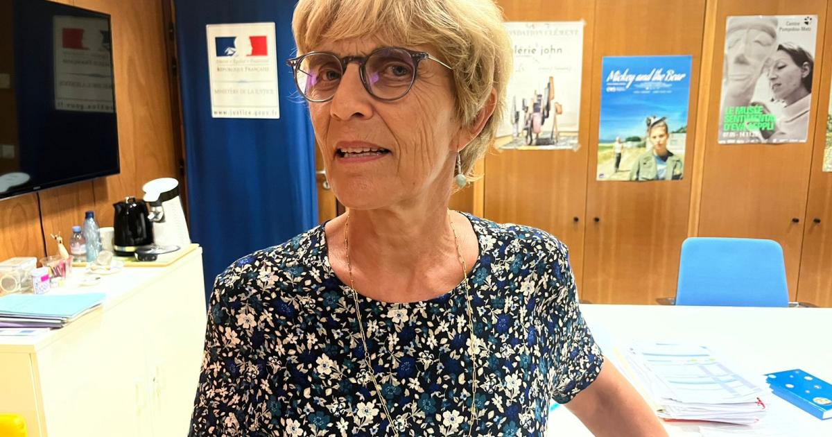     





[VIDEO] Clarisse Taron : « un macabre décompte des meurtres et des meurtres par balles »




