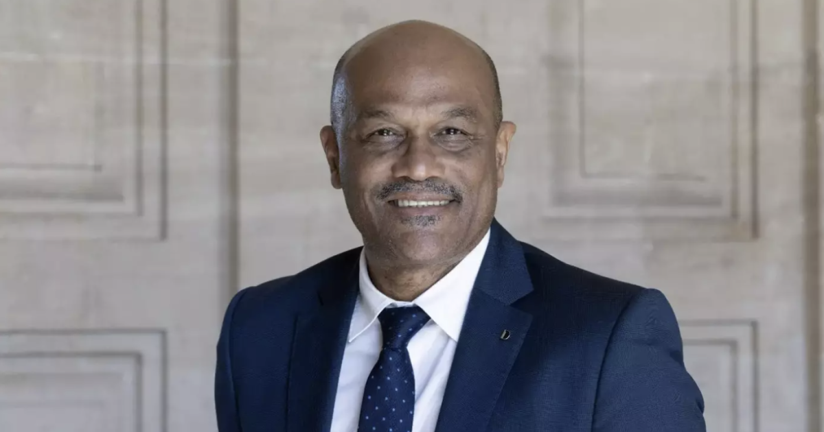     





Élections sénatoriales en Guadeloupe [1/8] : Dominique Théophile veut poursuivre le travail de son premier mandat  




