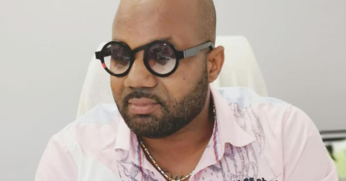     





Un entrepreneur guadeloupéen tué devant ses proches à son domicile




