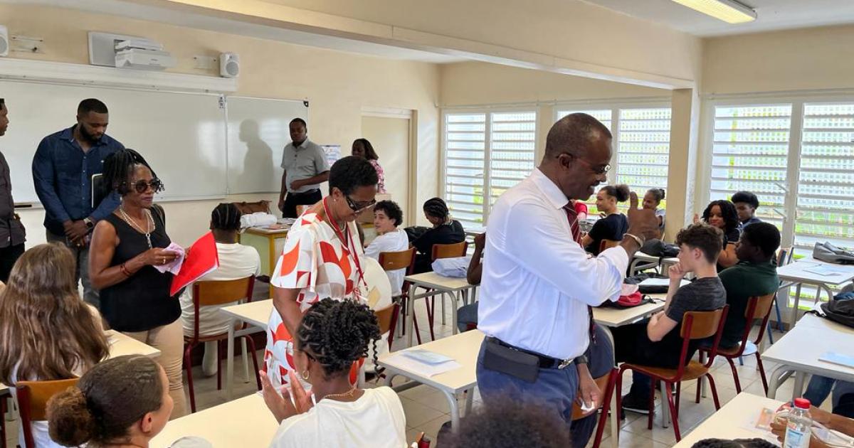     





Plus de 40 millions d'euros investis dans les lycées pour la rentrée




