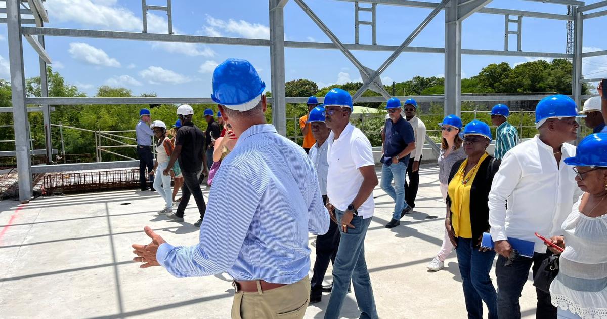 « Lizin' Santral » : l’usine de transformation des produits agricoles sort de terre à Anse Bertrand
