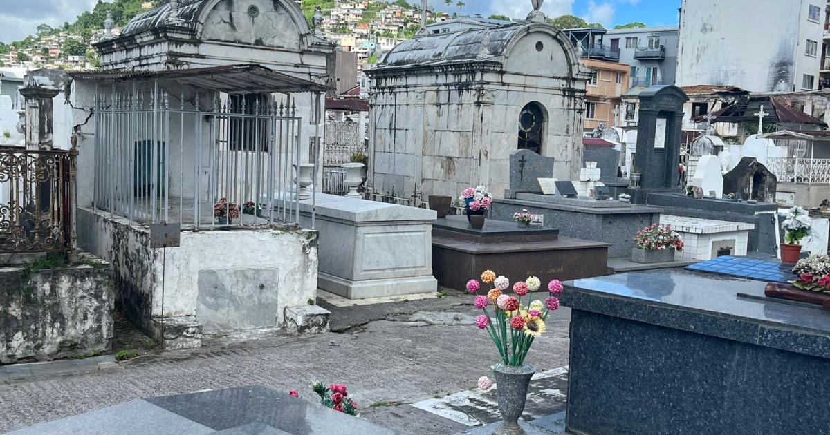 Les opérations d’exhumation repoussées au cimetière de Trabaud, à Fort-de-France
