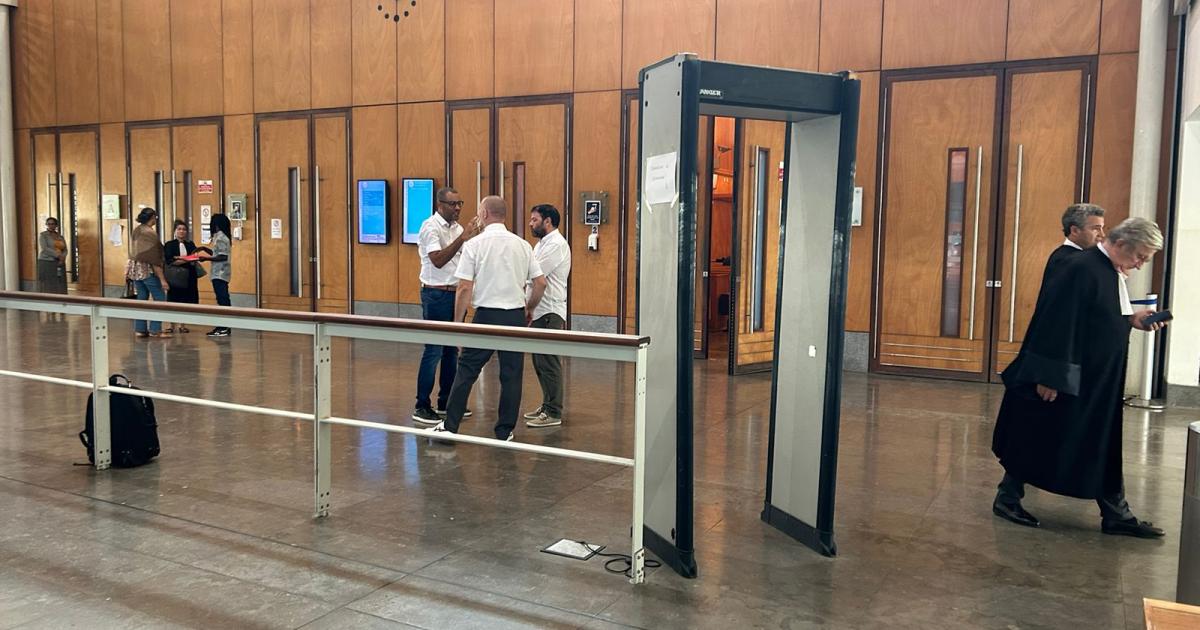     





12 personnes poursuivies pour Favoritisme et Corruption à EDF Martinique 




