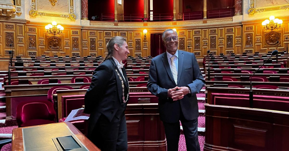 Les premiers pas au Sénat de Frédéric Buval