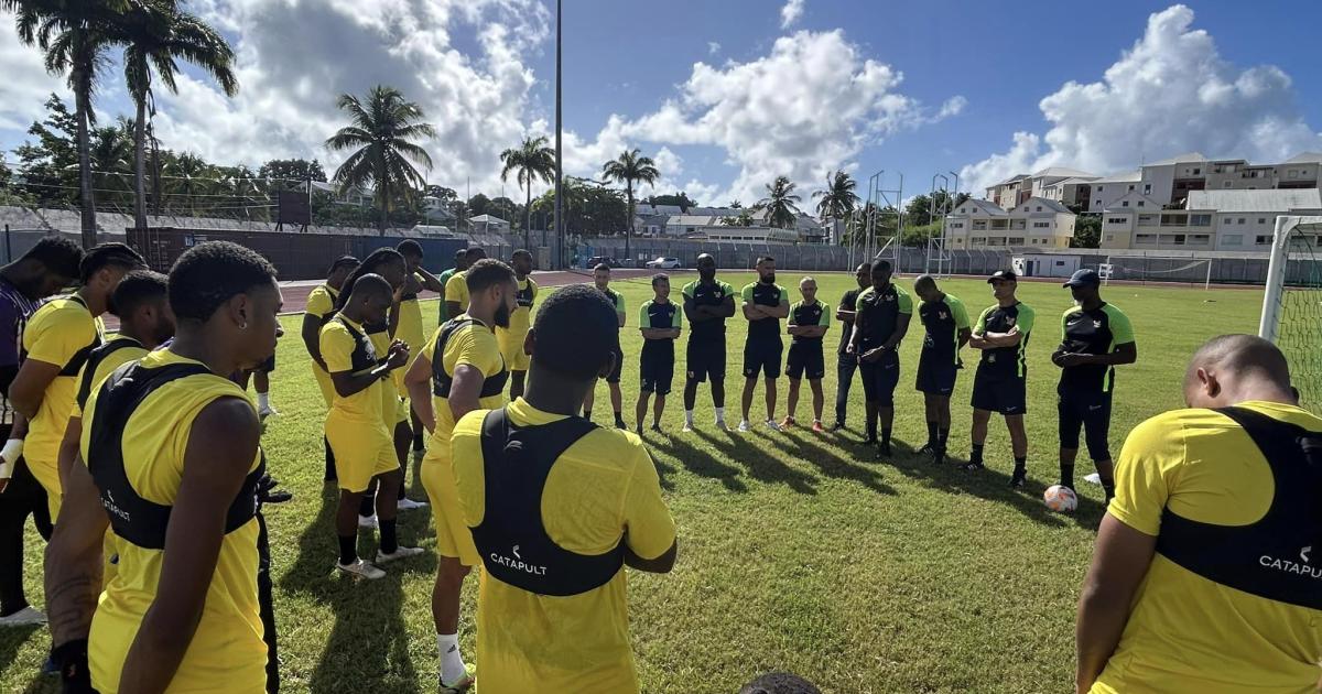 Les Gwada Boys pour la victoire face à Sint-Marteen