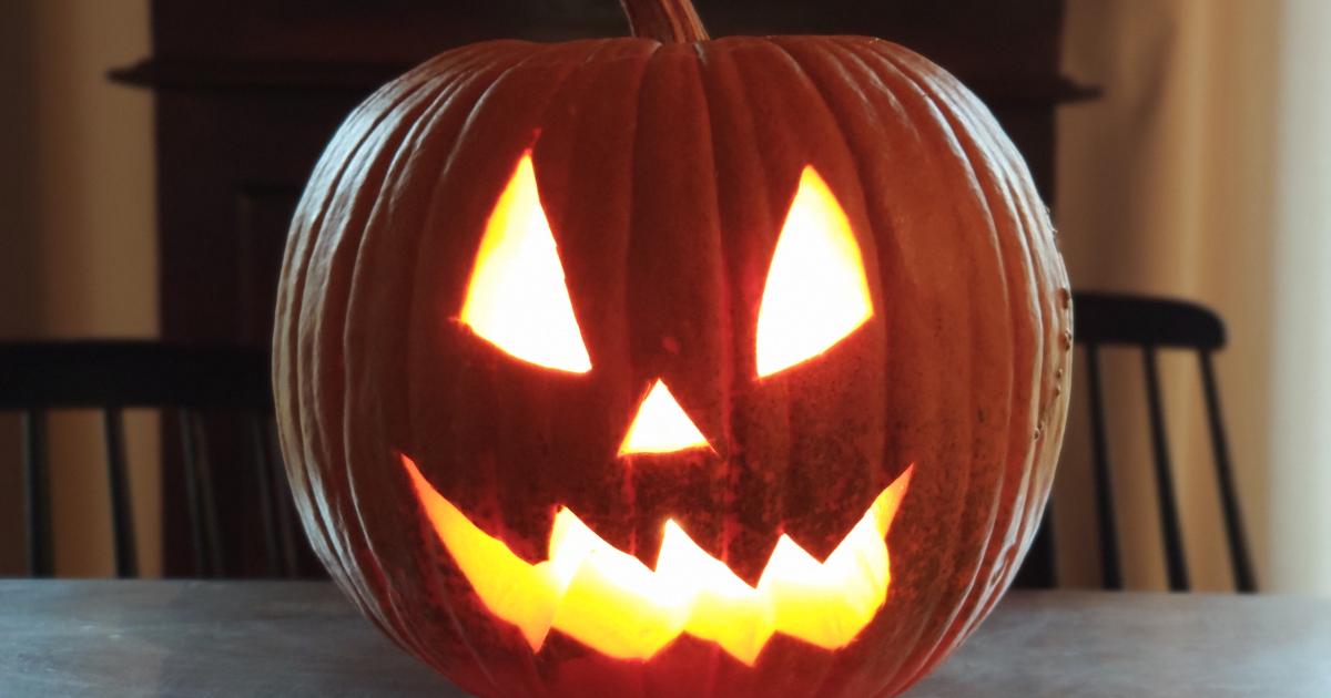     





Halloween, une menace pour la Toussaint ? 




