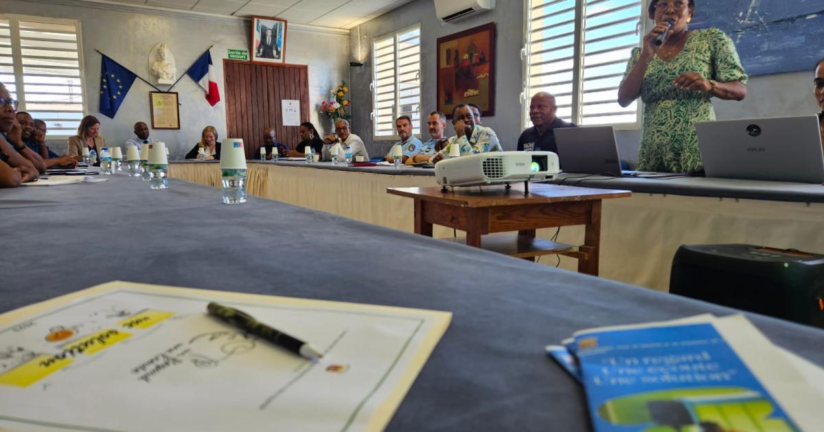 La Mildeca à la rencontre du projet « un regard, une écoute, une solution » au Marin