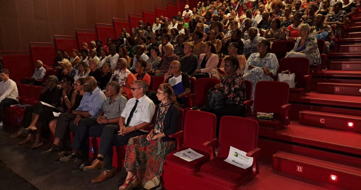 La région Guadeloupe rend hommage à l’œuvre littéraire de Maryse Condé