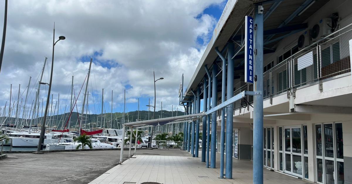 Une jeune femme de 24 ans blessée à l’arme blanche à la marina du Marin