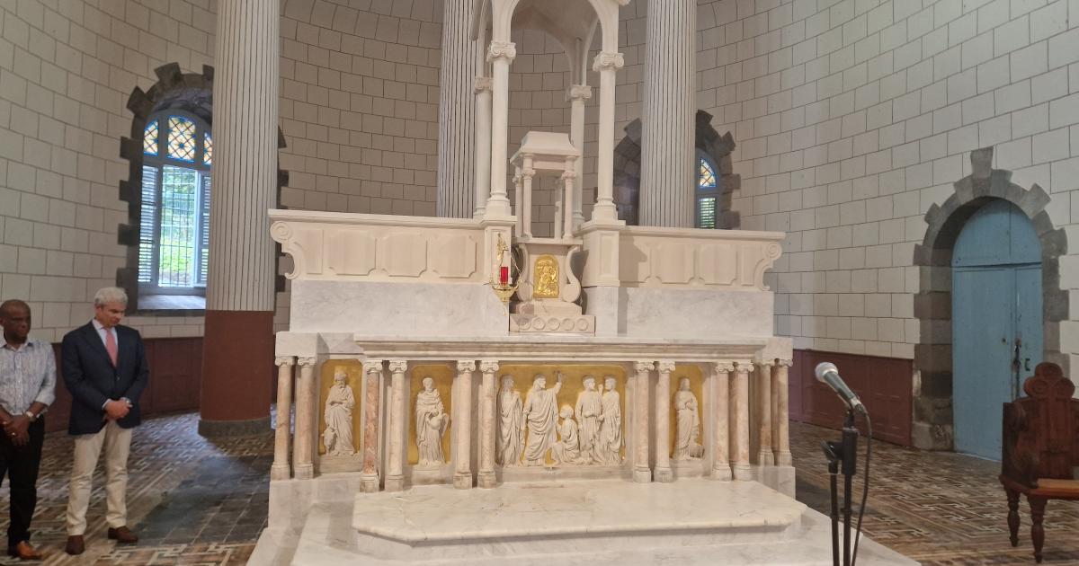     





La restauration de la Cathédrale de Saint-Pierre est achevée




