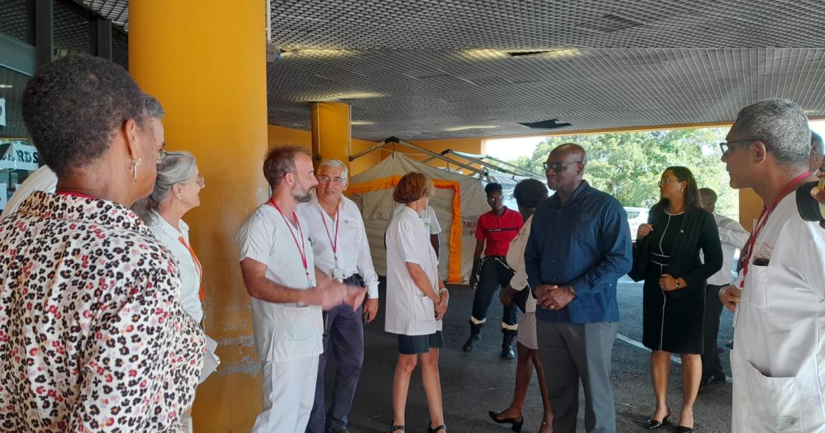     





Le ministre de la Santé de Sainte-Lucie en visite au CHUM




