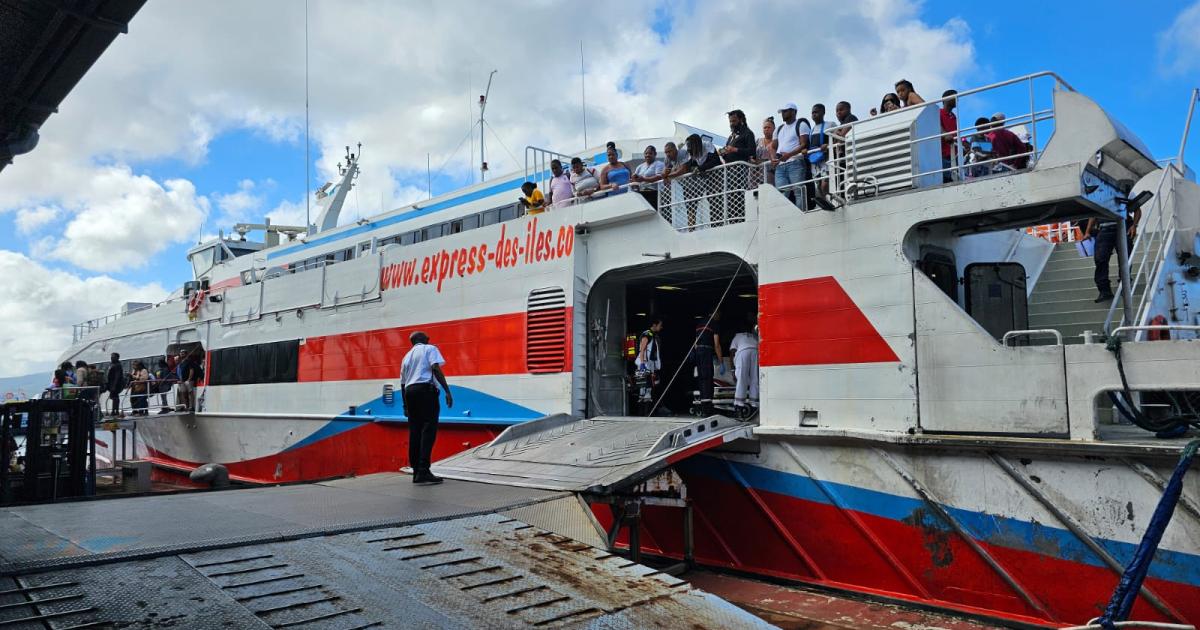 3 Saint-Luciens sauvés en mer et repêchés par l’Express des îles et un décédé