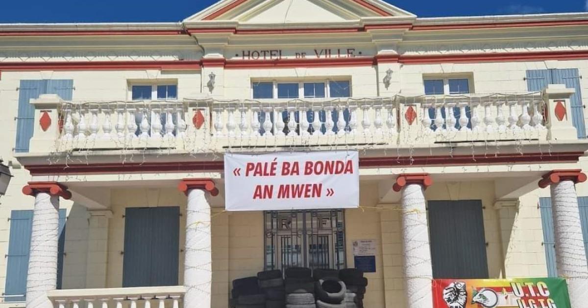     





La mairie de Port-Louis bloquée en raison d’un conflit interne




