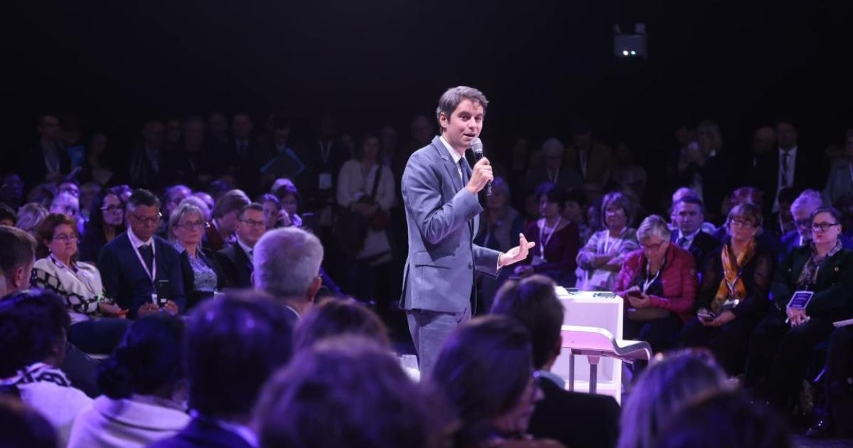     





Gabriel Attal nommé Premier ministre par Emmanuel Macron




