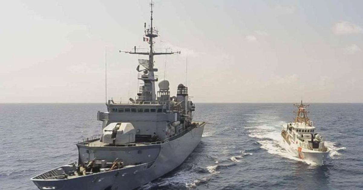 Le « Ventôse » patrouille actuellement avec les « Coast Guards US »