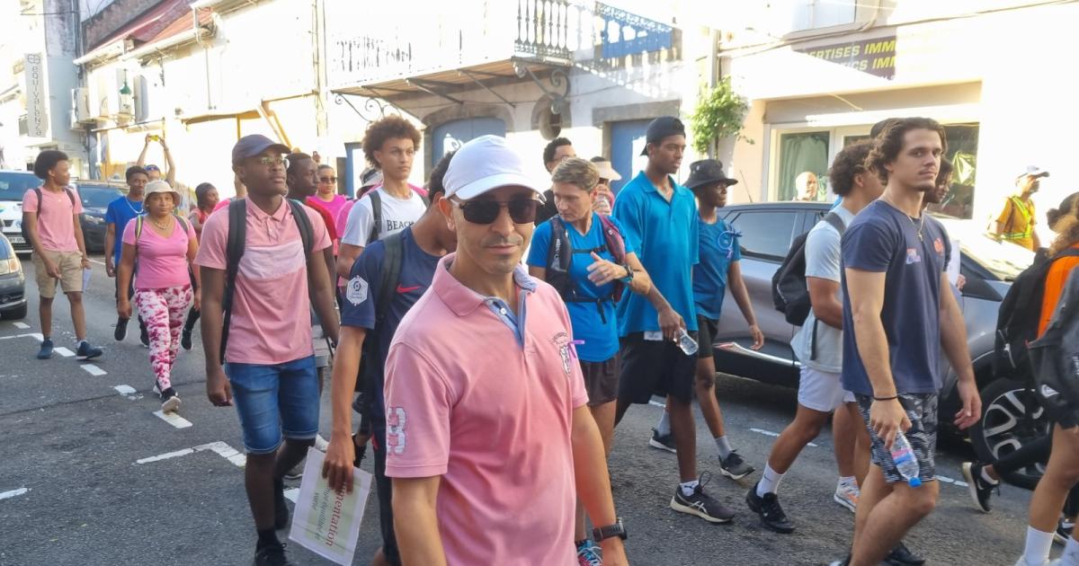     





[VIDEO] 200 lycéens de Raoul-Georges Nicolo marchent contre le Cancer à Basse-Terre





