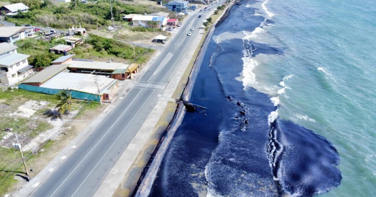 Marée noire à Trinidad-et-Tobago : sur la piste du bateau pollueur fantôme