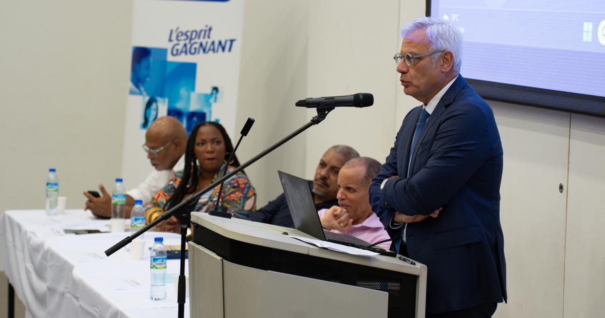 Le président de CCI France en visite en Martinique