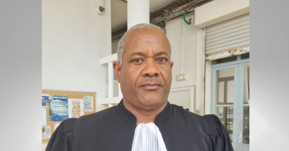     





Le bâtonnier Charles Nicolas entend se battre jusqu'au bout pour ses droits




