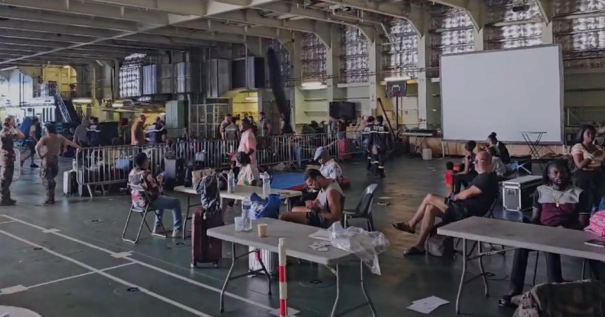     





Beaucoup de ressortissants évacués d’Haïti espèrent une intervention militaire




