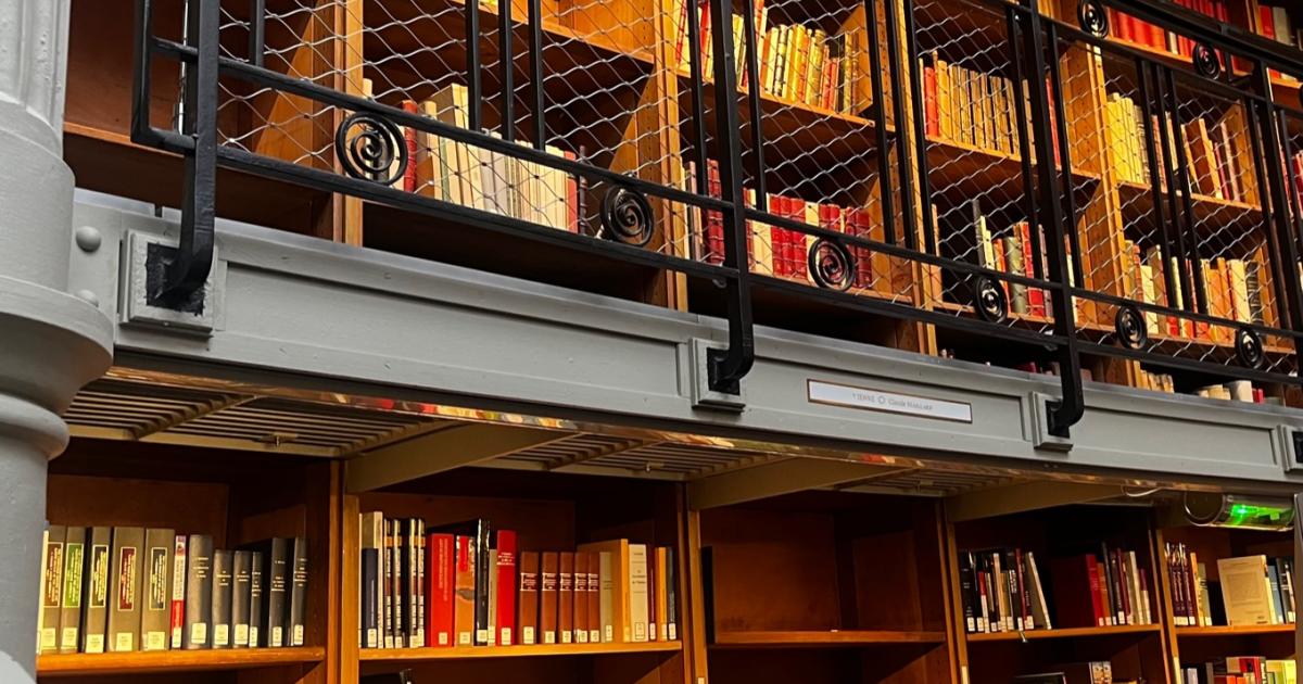 Vente aux enchères de la bibliothèque de Senghor : une dédicace de Césaire dans le lot