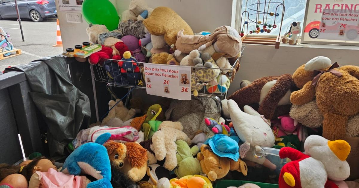 La ressourcerie, de bonnes affaires pour les enfants et les mamans