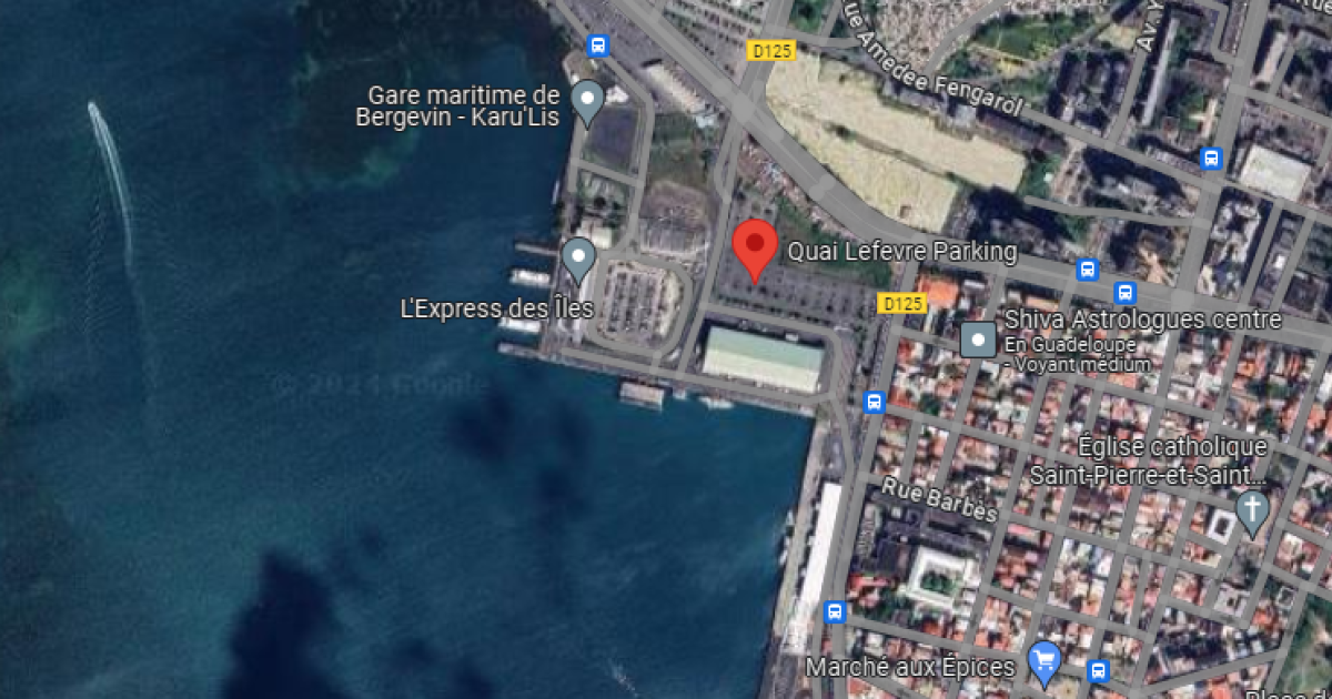     





Une pétition pour « sauver » le parking du quai Lefèvre à Pointe-à-Pitre




