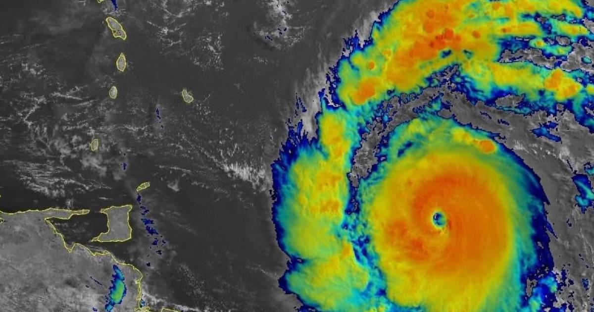     





L’ouragan Béryl de catégorie 3 progresse vers le sud des Petites Antilles 





