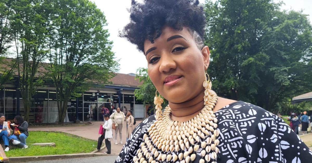 Salon Natural Hair Academy : « Bien connaître sa texture de cheveux, c’est essentiel »