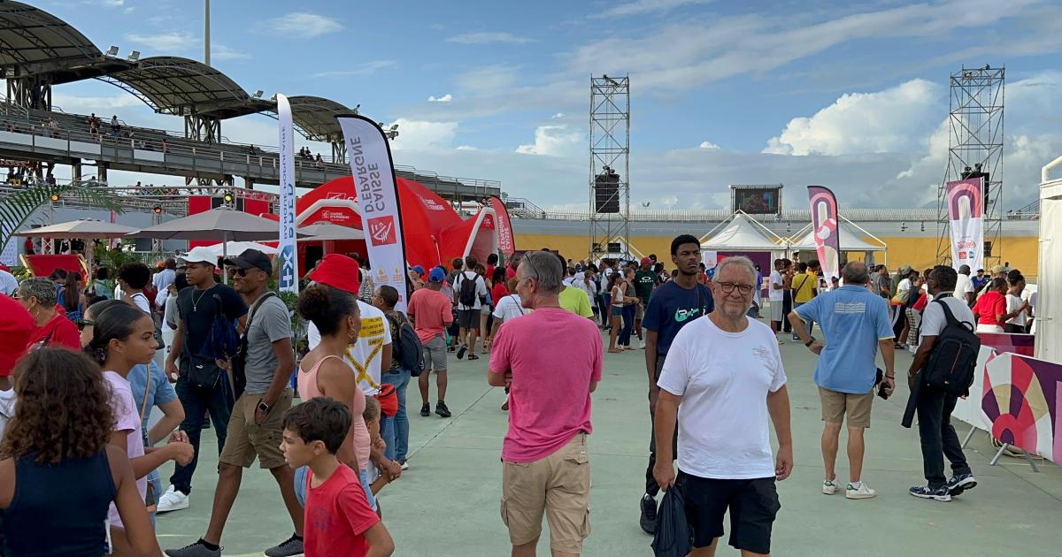     





Revivez le passage de la Flamme Olympique dans les communes de Guadeloupe




