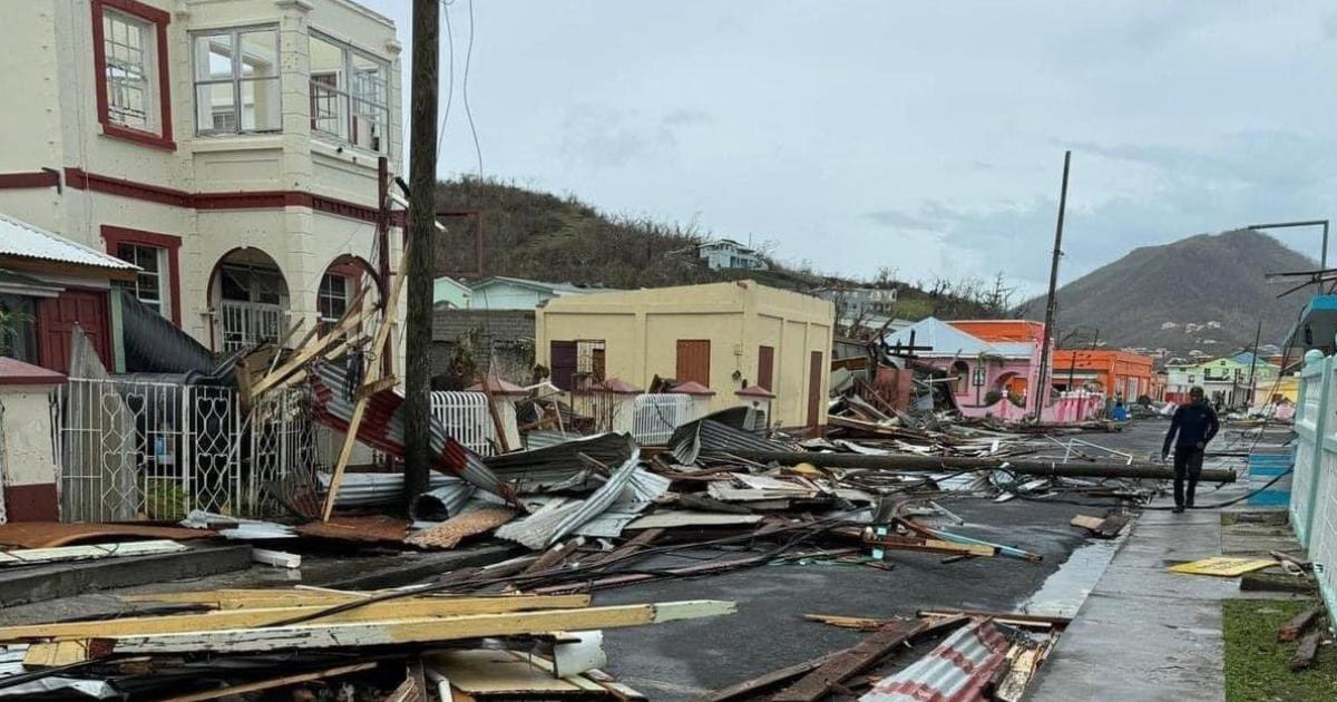 Après ses ravages aux Grenadines, l’ouragan Béryl, renforcé en catégorie 5, en route vers la Jamaïque