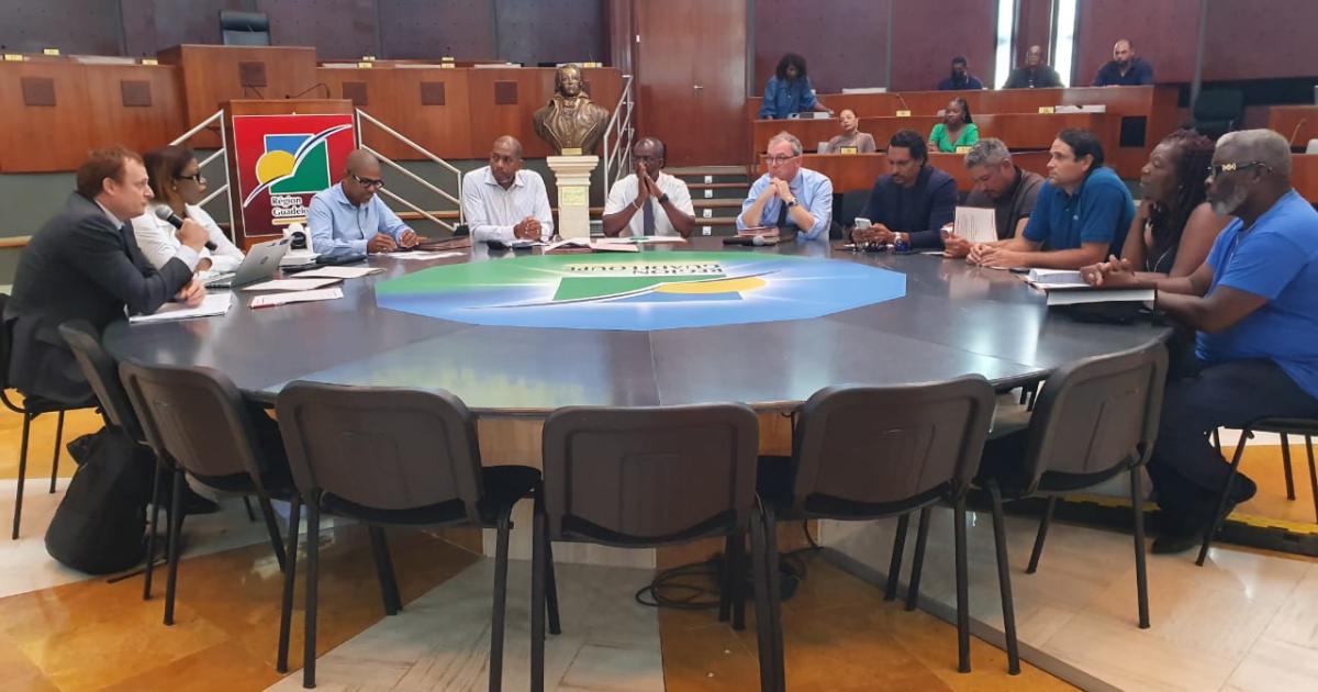     





Signature des conventions de modernisation et de renouvellement de la flotte de pêche en Guadeloupe




